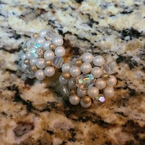 Vintage  faux pearl clip on earrings